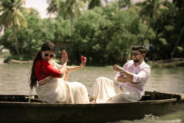 Kerala Escape: Houseboat Stay & Beach Retreat